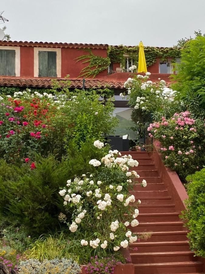 Villa Des Roses Roussillon  Luaran gambar