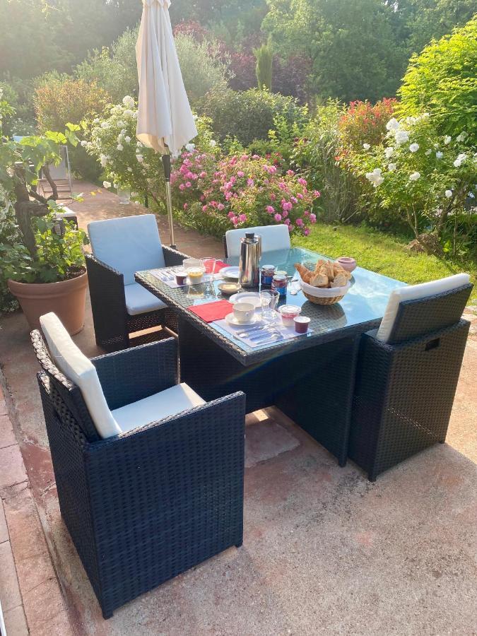 Villa Des Roses Roussillon  Luaran gambar