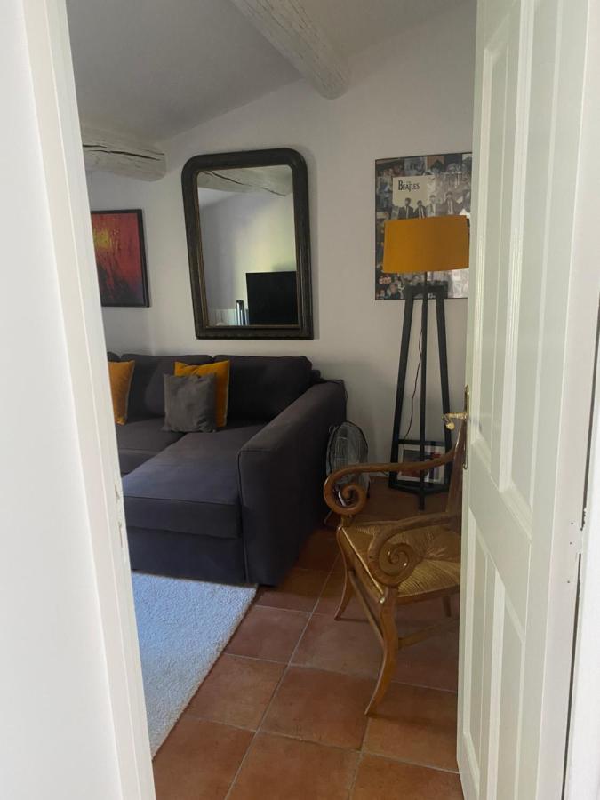 Villa Des Roses Roussillon  Luaran gambar